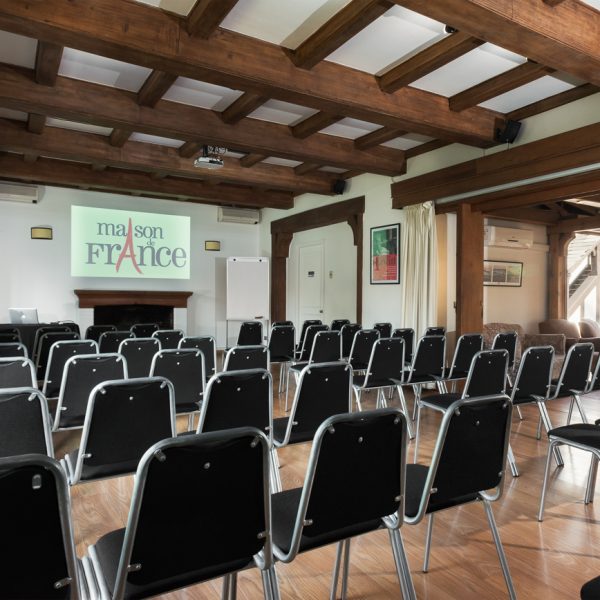 Salón_France_Montaje_02_Baja